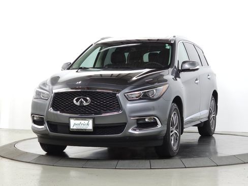 Used 2019 INFINITI QX60 Luxe w/ Essential Package AWD/4WD image 3
