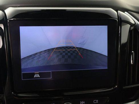 Used 2023 Chevrolet Traverse LT FWD image 46
