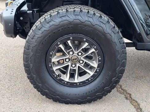 Used 2024 Jeep Wrangler Unlimited Rubicon 392 AWD/4WD image 10