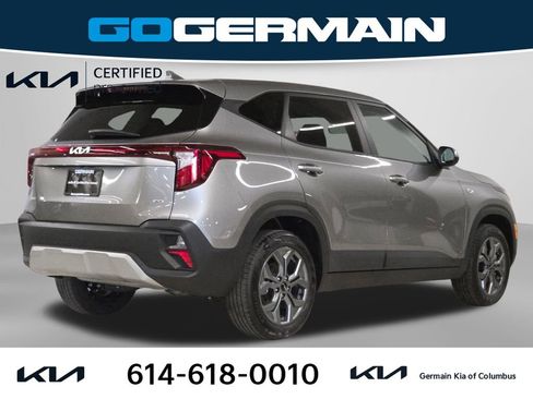 Certified 2025 Kia Seltos LX AWD/4WD image 9