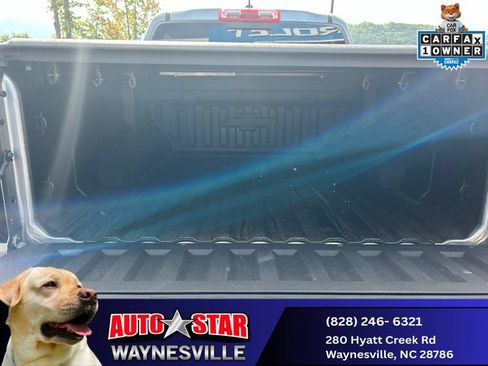 Used 2026 Chevrolet Colorado Trail Boss w/ LPO, Skid Plate Package AWD/4WD image 9