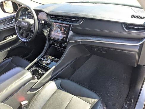 Certified 2021 Jeep Grand Cherokee L Limited AWD/4WD image 27
