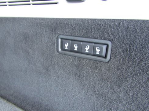 Used 2022 Jeep Grand Wagoneer Series I image 12