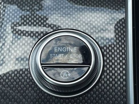 Used 2024 Mercedes-Benz C 300 4MATIC Sedan image 27