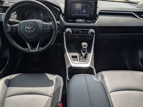 Used 2022 Toyota RAV4 XLE Premium FWD image 11
