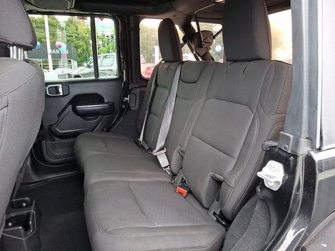 Used 2022 Jeep Wrangler Unlimited Sport AWD/4WD image 10