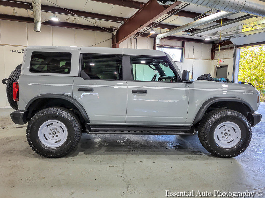 New 2026 Ford Bronco Heritage Edition AWD/4WD image 9