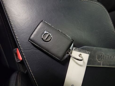 Used 2018 Volvo XC90 T6 Inscription w/ Convenience Package image 17