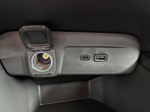 New 2026 Chevrolet Trax LT w/ LT Convenience Package FWD image 23