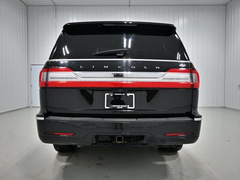 Used 2021 Lincoln Navigator Reserve AWD/4WD image 36