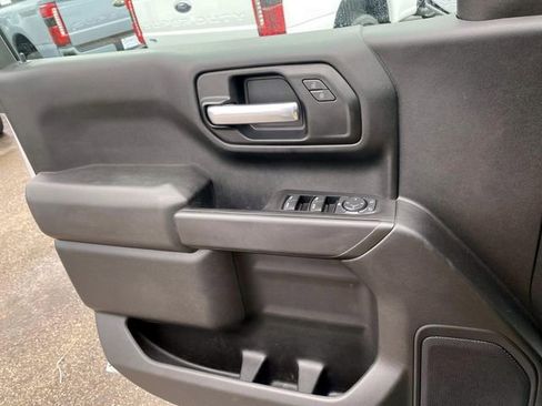 Used 2020 Chevrolet Silverado 1500 Custom w/ Custom Value Package AWD/4WD image 20