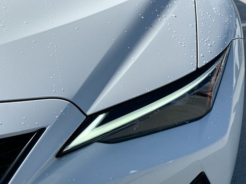 Used 2025 Lexus IS 350 F Sport RWD image 30