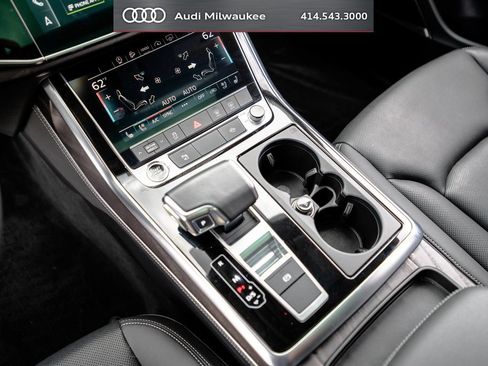 Used 2023 Audi Q8 Premium Plus AWD/4WD image 31