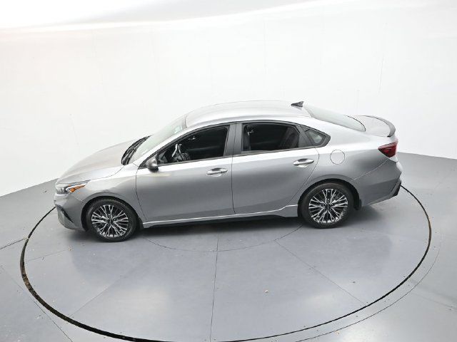 Used 2023 Kia Forte GT-Line w/ GT-Line Technology Package FWD image 39