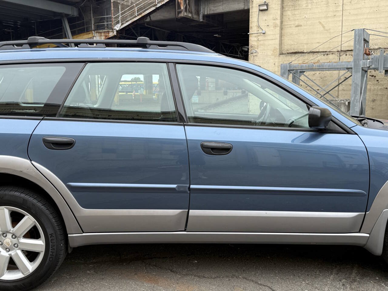 Used 2009 Subaru Outback 2.5i Special Edition AWD/4WD image 38
