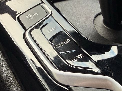 Used 2019 BMW 540i xDrive w/ Executive Package AWD/4WD image 26