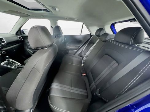 Certified 2025 Hyundai Venue SEL image 23