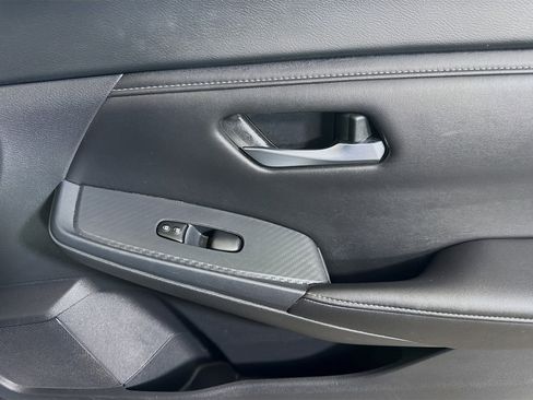 Used 2024 Nissan Sentra SV w/ All-Weather Package FWD image 31