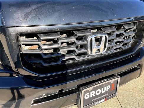 Used 2014 Honda Ridgeline SE image 29