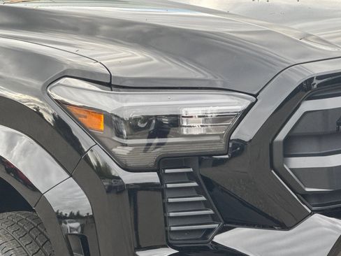 New 2026 Toyota Tacoma TRD Off-Road w/ TRD Off Road Upgrade Package AWD/4WD image 29