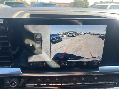 Used 2024 Chevrolet Silverado 1500 LT w/ Safety Package image 24