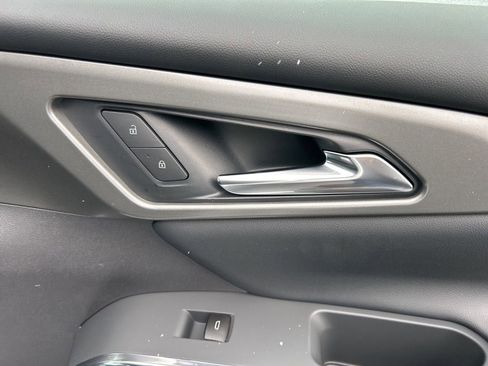 New 2026 Chevrolet Traverse LT w/ Sun and Wheel Package image 34