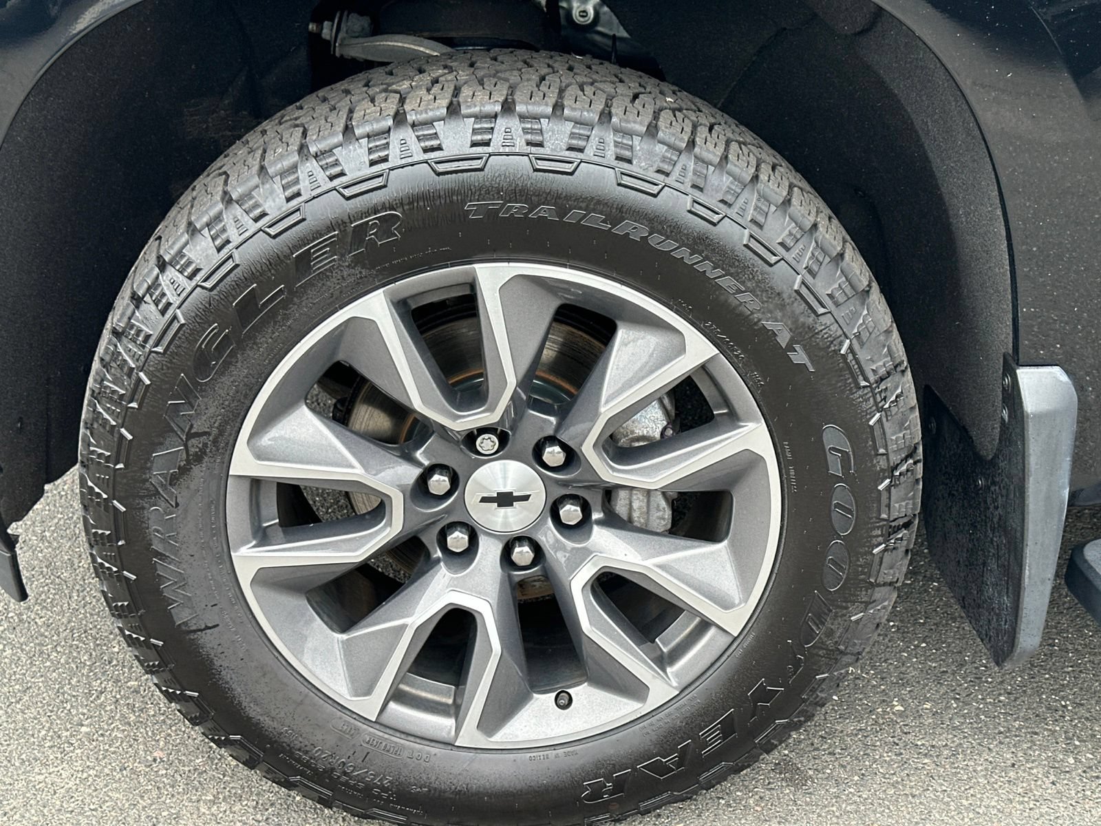 Used 2021 Chevrolet Silverado 1500 RST AWD/4WD image 10