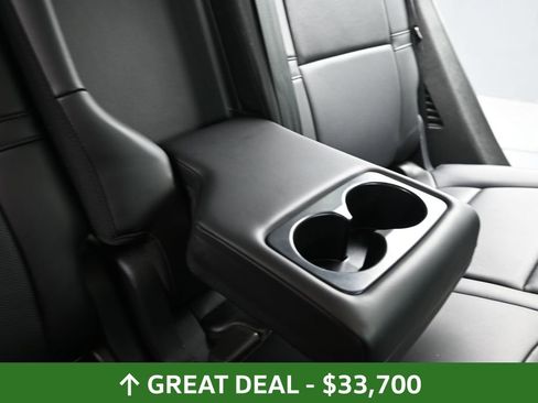 Used 2024 Lincoln Corsair Reserve image 52