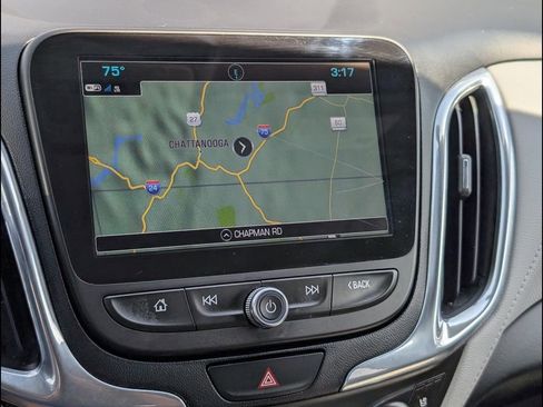 Used 2018 Chevrolet Equinox Premier image 15