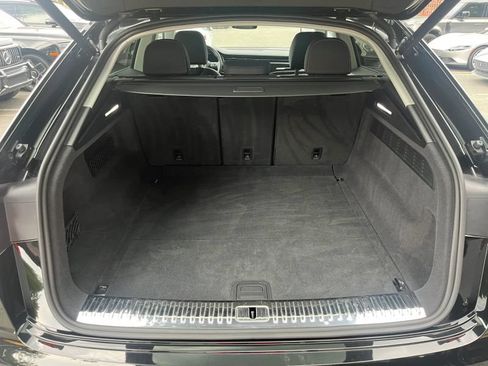 Used 2023 Audi Q8 Premium Plus w/ Premium Plus Package AWD/4WD image 30