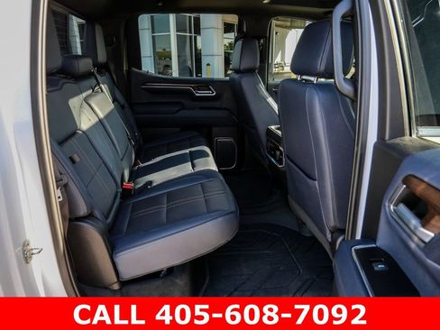 Certified 2023 Chevrolet Silverado 1500 High Country w/ High Country Premium Package AWD/4WD image 24