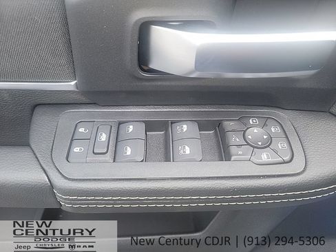 New 2026 RAM 2500 Big Horn AWD/4WD image 10