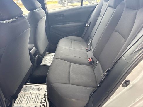 Used 2022 Toyota Corolla LE image 12