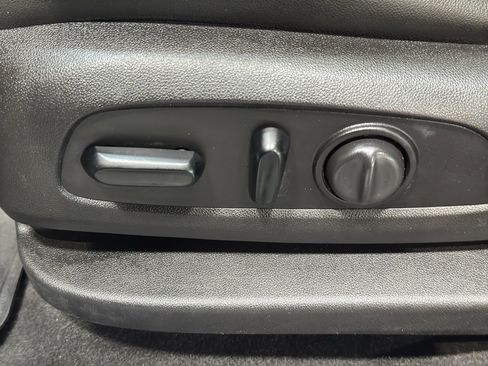 Used 2019 Chevrolet Blazer RS image 18