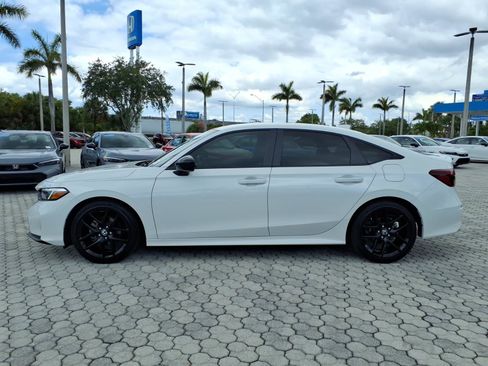 Used 2025 Honda Civic Sport image 5