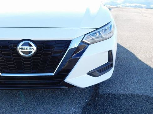 Used 2023 Nissan Sentra SV image 9
