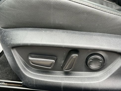 Used 2025 Toyota Camry XSE image 22