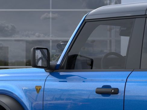 New 2025 Ford Bronco Badlands w/ Sasquatch Package AWD/4WD image 25