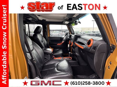 Used 2014 Jeep Wrangler Unlimited Altitude image 11