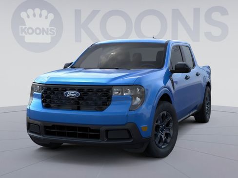 New 2026 Ford Maverick XLT AWD/4WD image 2