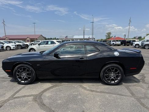 Used 2018 Dodge Challenger GT AWD/4WD image 5