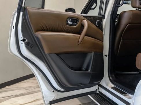 Used 2023 Nissan Armada Platinum w/ Captain's Chairs Package RWD image 60
