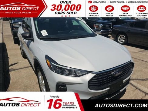 Used 2026 Ford Escape Active w/ Tech Pack #1 FWD image 1