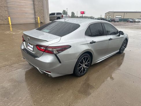 Used 2021 Toyota Camry SE w/ Cold Weather Package AWD/4WD image 34