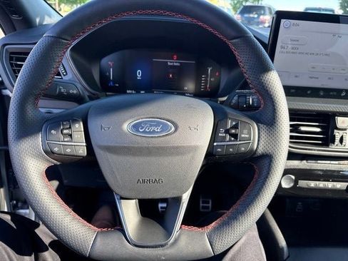Used 2024 Ford Escape ST-Line w/ Tech Pack #1 AWD/4WD image 21
