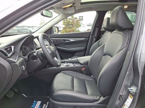 Certified 2022 INFINITI QX50 Luxe w/ Cargo Package image 13