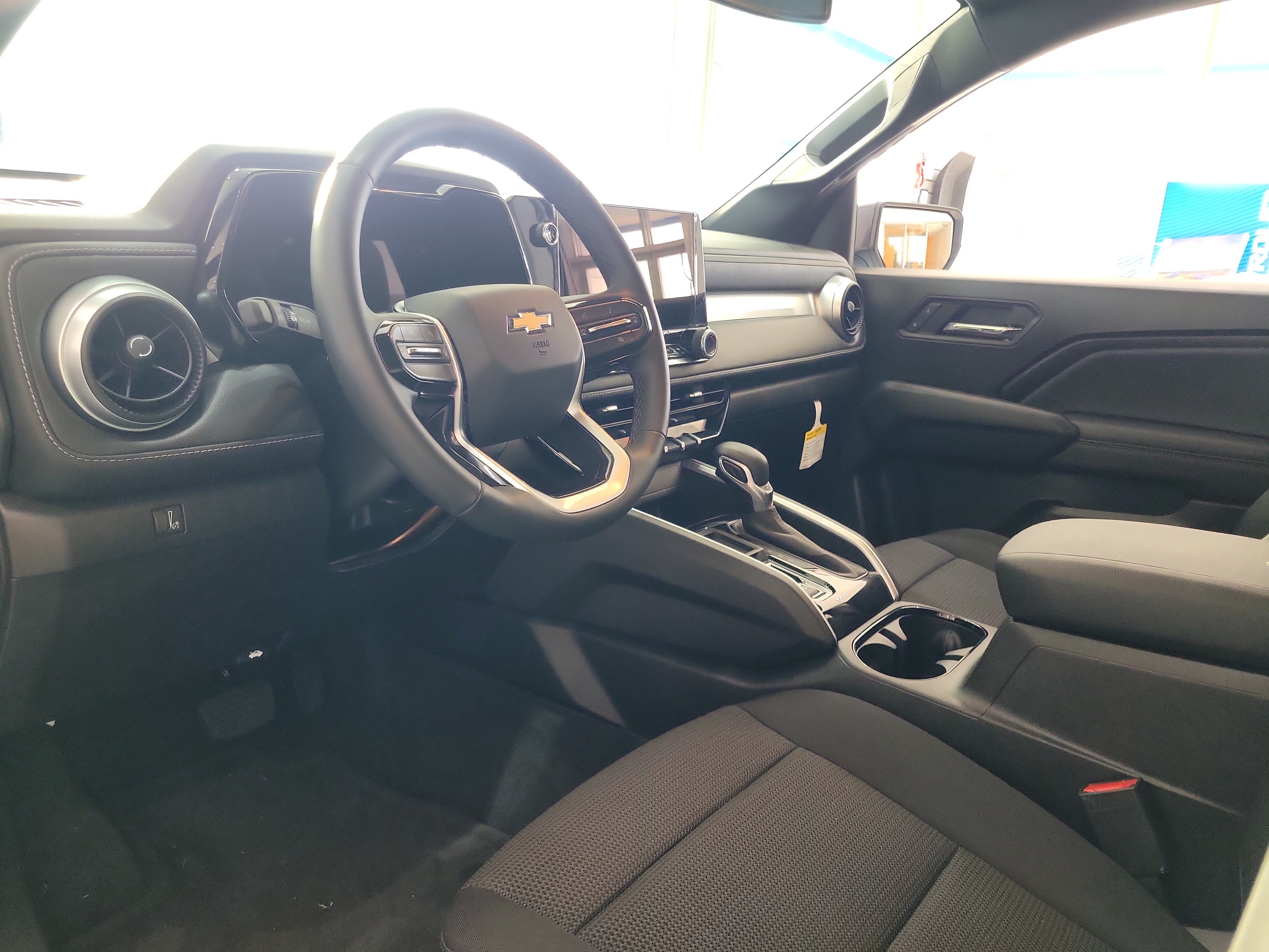 Used 2026 Chevrolet Colorado LT RWD image 20