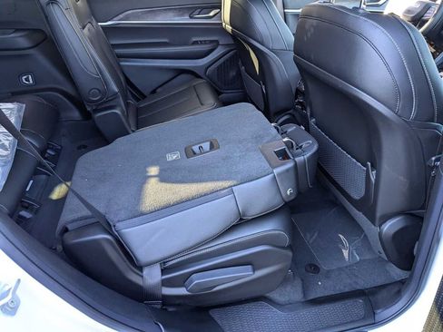 Certified 2025 Jeep Grand Cherokee L Limited w/ Trailer Tow Package image 23