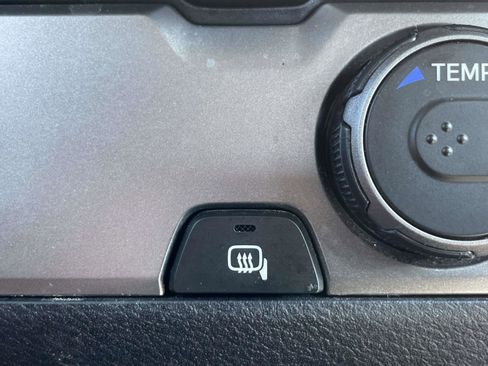 Used 2023 Toyota Tacoma SR5 RWD image 32