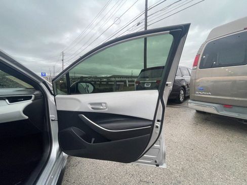 Used 2020 Toyota Corolla SE image 17